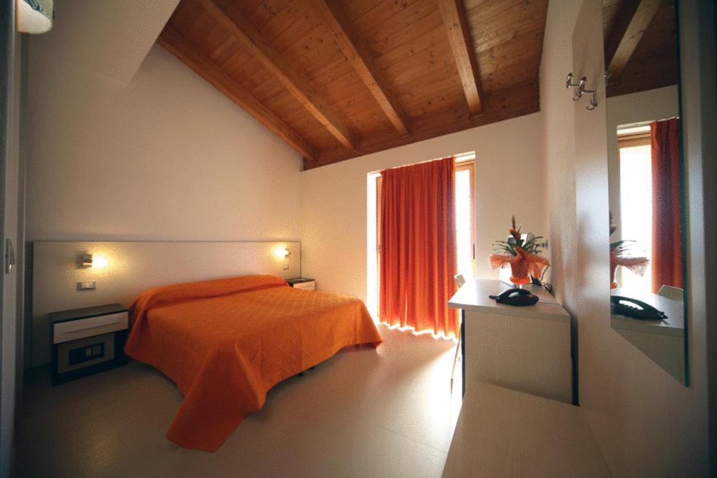 Hotel Incontro Peschici Bilik gambar